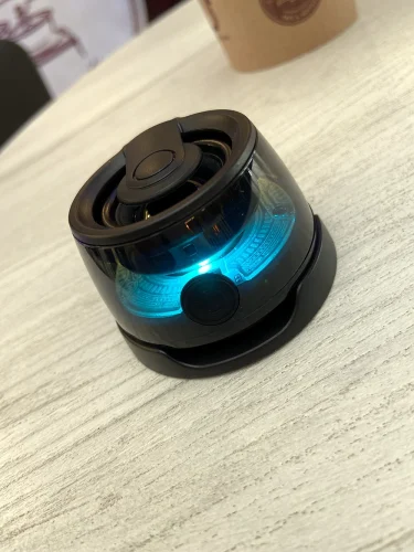 Mini Parlante Magnético LED Bluetooth photo review